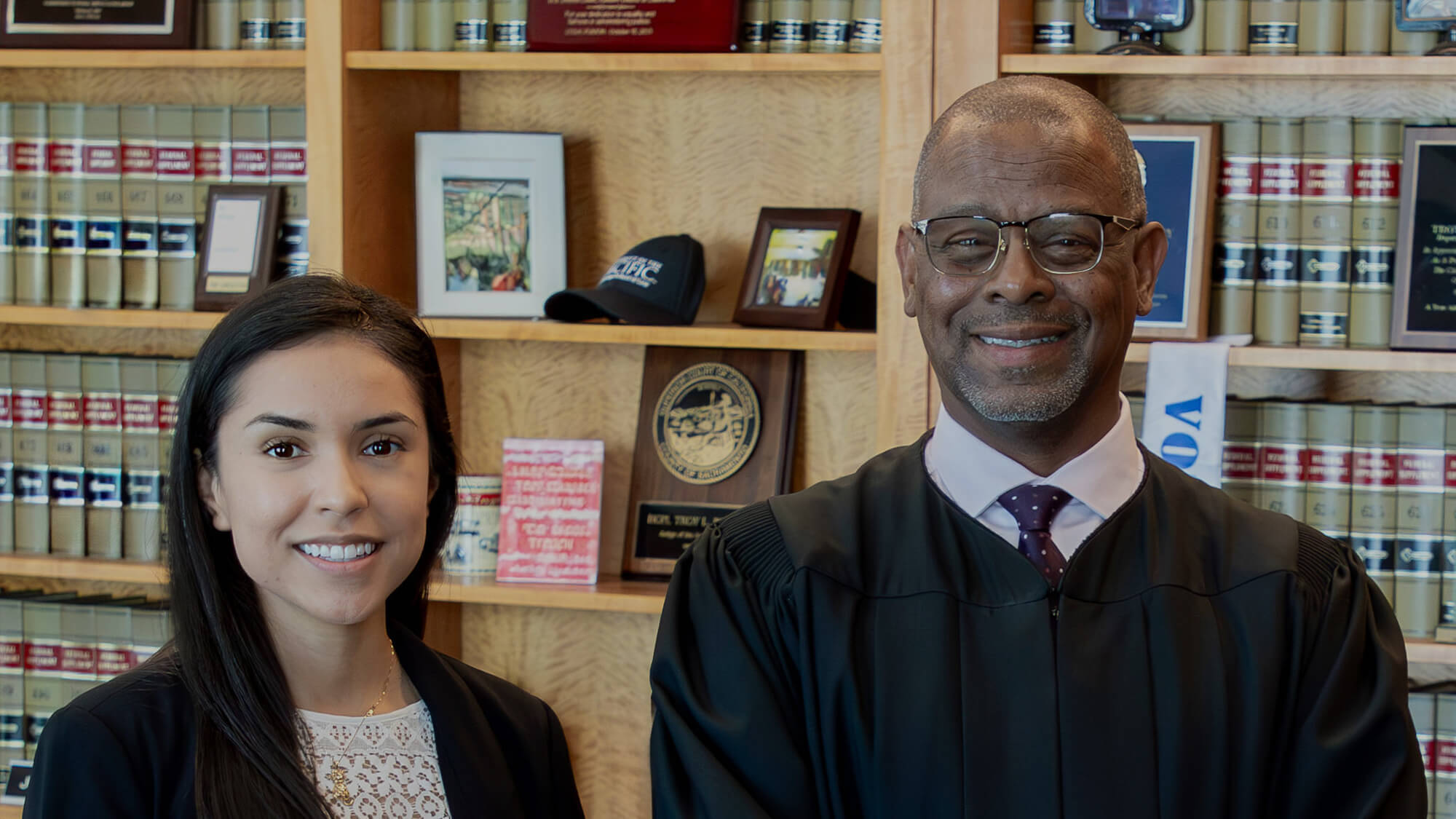 Kimberly Martinez ’25, a First Generation Advocates participant, externed for U.S. District Judge Troy L. Nunley. (Jose Alfonso Perez/UC Davis)