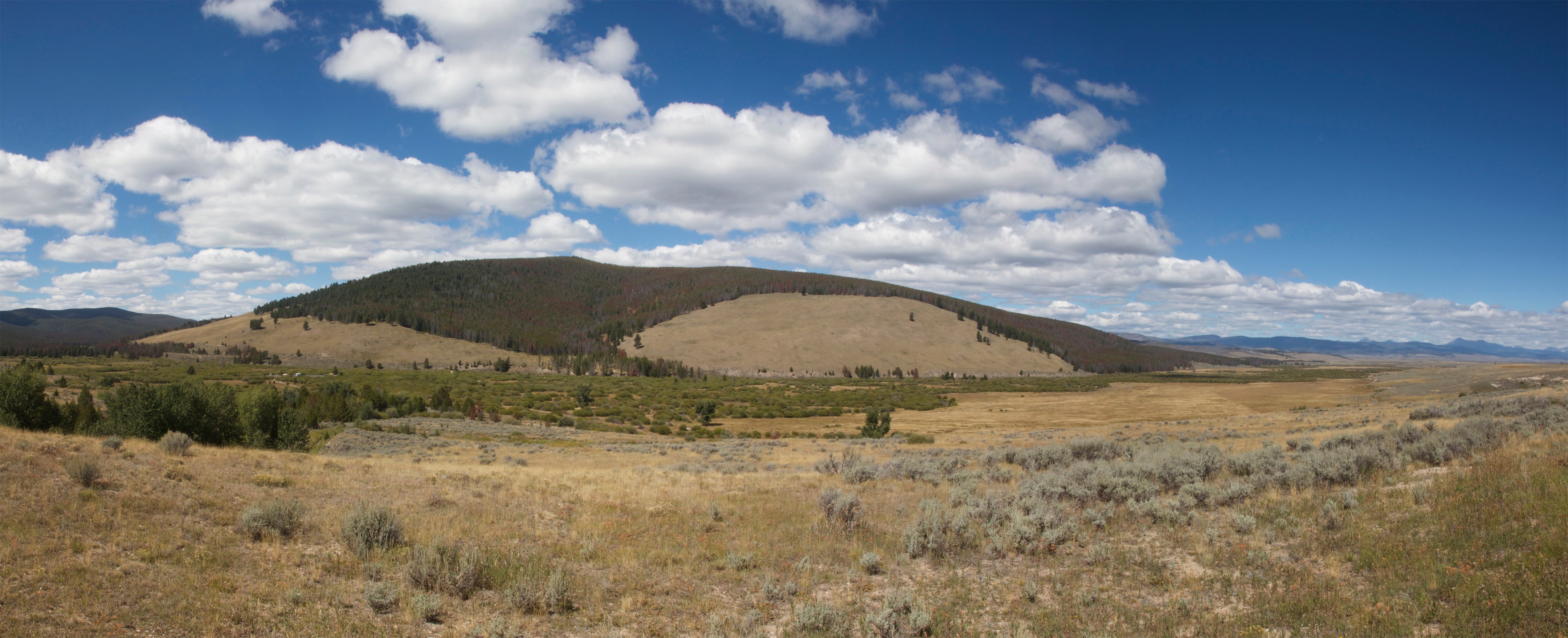 Wide vista of mountains and sky