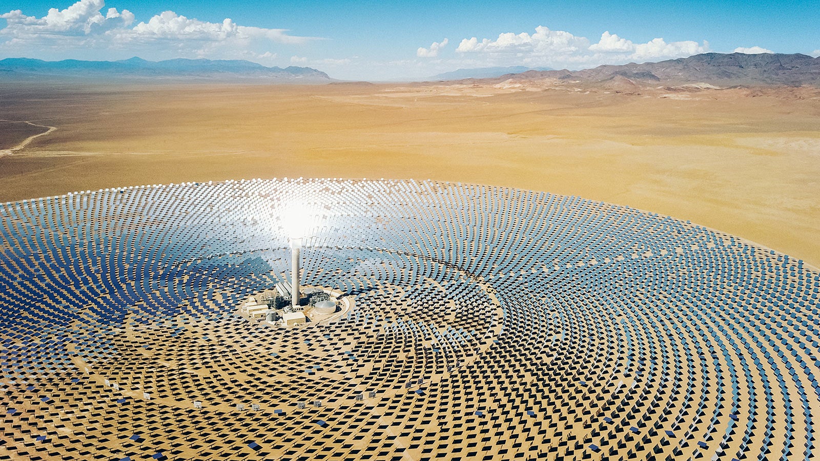 The Ivanpah Solar Electric Generating System is a concentrated solar thermal power plant in California’s Mojave Desert. (Getty Images)