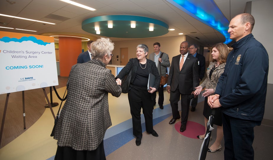 Professor Diana Farmer welcomes UC President Janet Napolitano