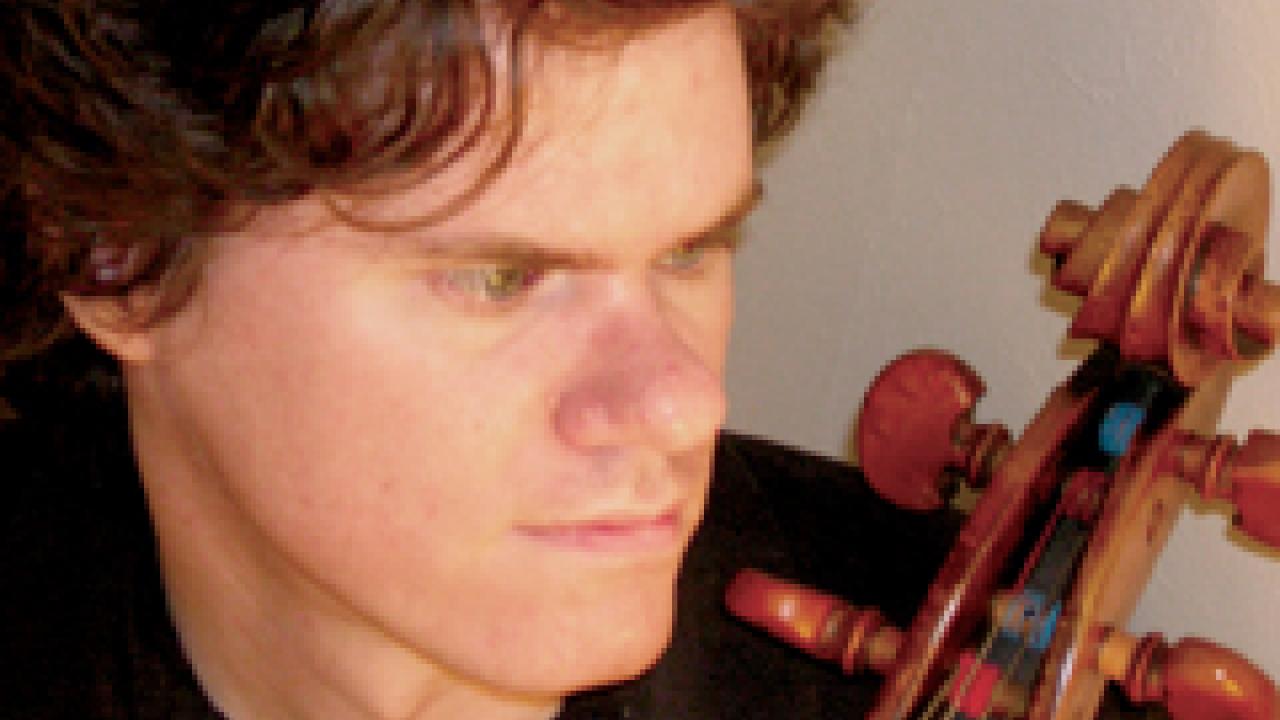 Cellist David Russell
