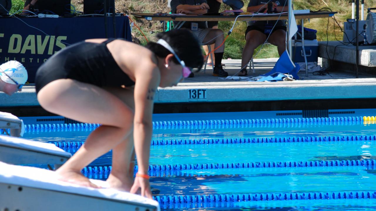 Swimmer prepares for race.