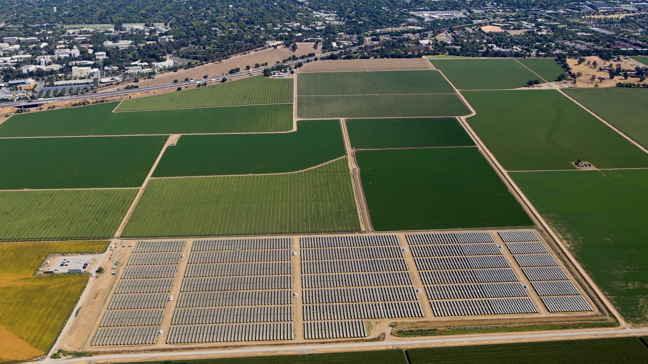UC Davis solar power plant