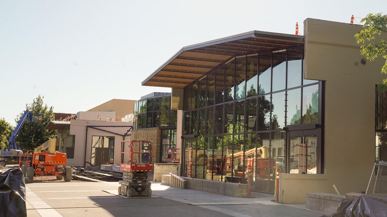 Spring Quarter Snapshot Walker Hall S Transformation Continues Uc Davis